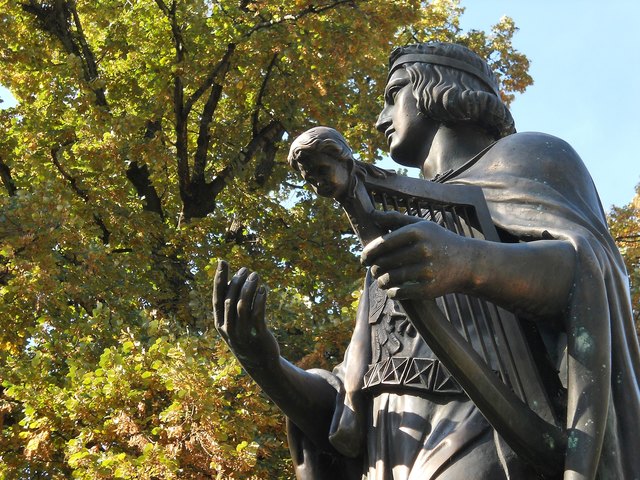 Walther von der Vogelweide. Im Waltherpark, am linken Innufer in Innsbruck.