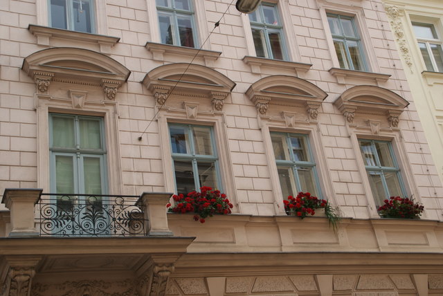 Farbtupfer: Diese Blumenkisterl zieren das Haus in der Krütznergasse 2. | Foto: Nikolic