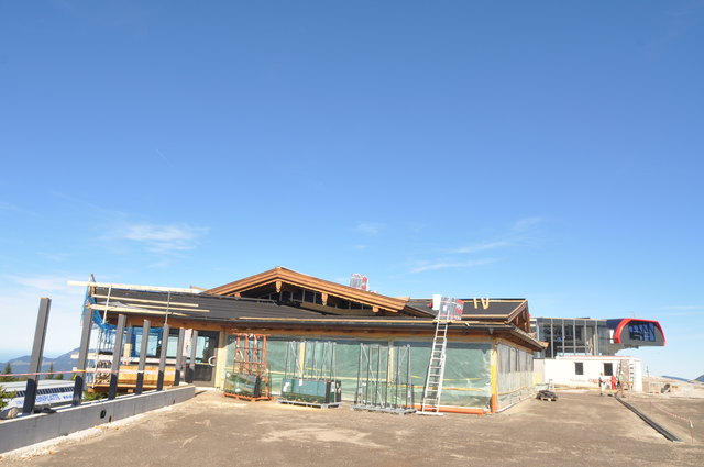 Rohbau des Lokals "Laufstall" direkt neben der Bergstation.