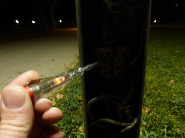 Während der Beleuchtungszeit ist dieser Platz im Grazer Augarten-Park  - ziemlich gefährlich....