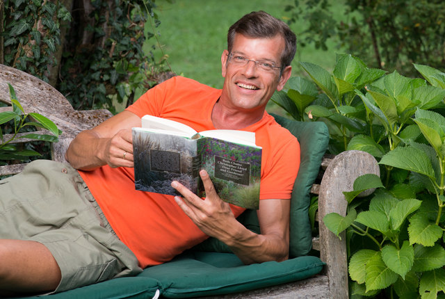Biogärtner Karl Ploberger gibt in St. Agatha Tipps über den Garten im Herbst. | Foto: Ploberger
