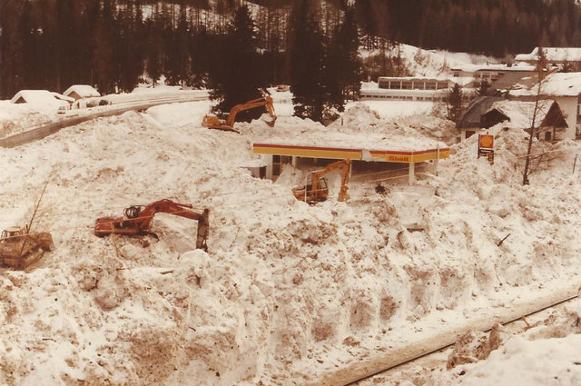 Die verheerende Lawinenkatastrophe von 1988 führte zum umfangreichen Sicherungsmaßnahmen. | Foto: Rita Habicher