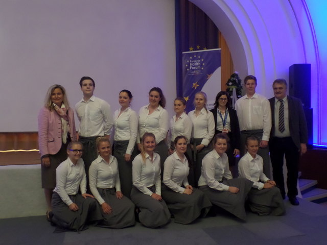 Schüler/innen im Service