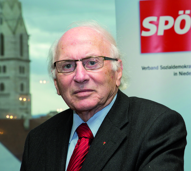 Alfred Haufek lenkte 25 Jahre die Geschicke Heidenreichsteins als Bürgermeister. | Foto: Foto: GVV/Werner Jäger