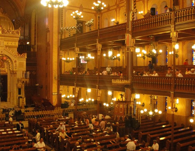 Konzert in der Tabak-Synagoge