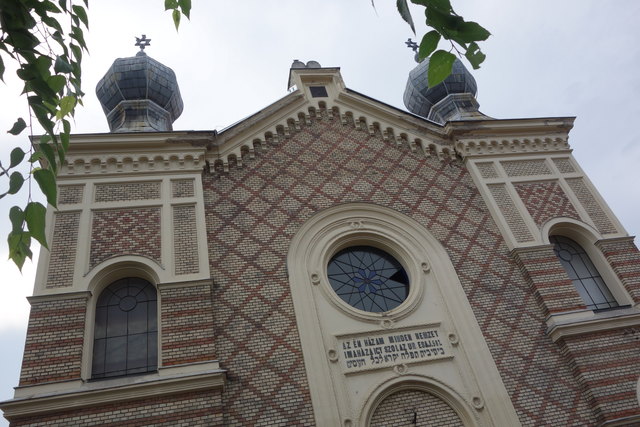 Ujpester Synagoge