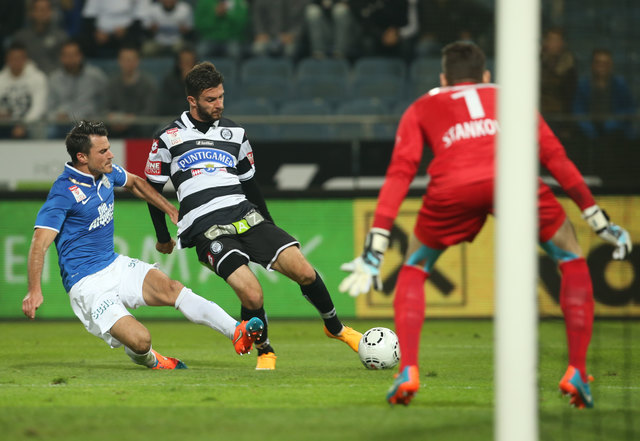 Marco Djuricin zieht ab: Der Stürmer präsentierte sich in der Liga bisher in toller Form, hat schon sechsmal getroffen. | Foto: GEPA