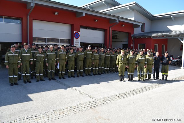 Der Katastrophenhilfszug der Feuerwehrbezirke St. Veit und Feldkirchen war bei einer Großübung im Ennstal dabei | Foto: KK