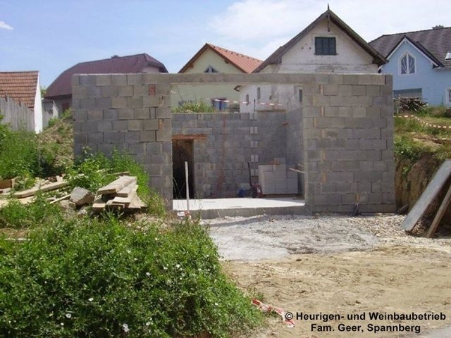 Ein Heurigenlokal entsteht