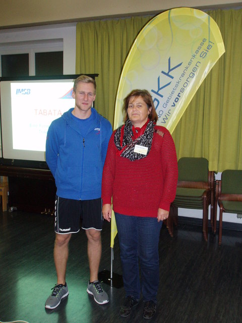 Trainer Lukas Nord (IMSB Austria) und Ursula Ableidinger (NÖGKK) | Foto: NÖGKK