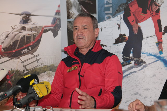 Kritik an den schwierigen Klettersteigen: Alpinpolizist Norbert Zobl