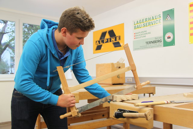 In der Holzwerkstätte der Polytechnischen Schule Großraming. | Foto: Privat