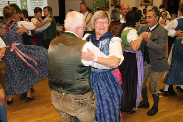 Fläche frei zum allgemeinen Tanz