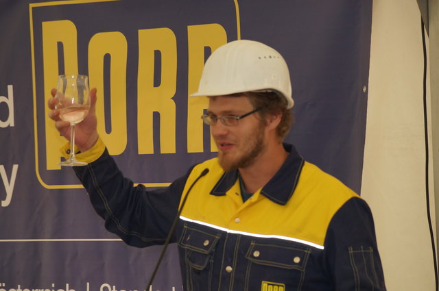 Der Gleichenspruch der Firma Porr wurde von Christopher Heitzer vorgetragen.