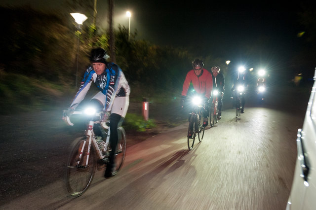 Gute Beleuchtung: Grafenwörther Bikepirat lud zum Nightride.