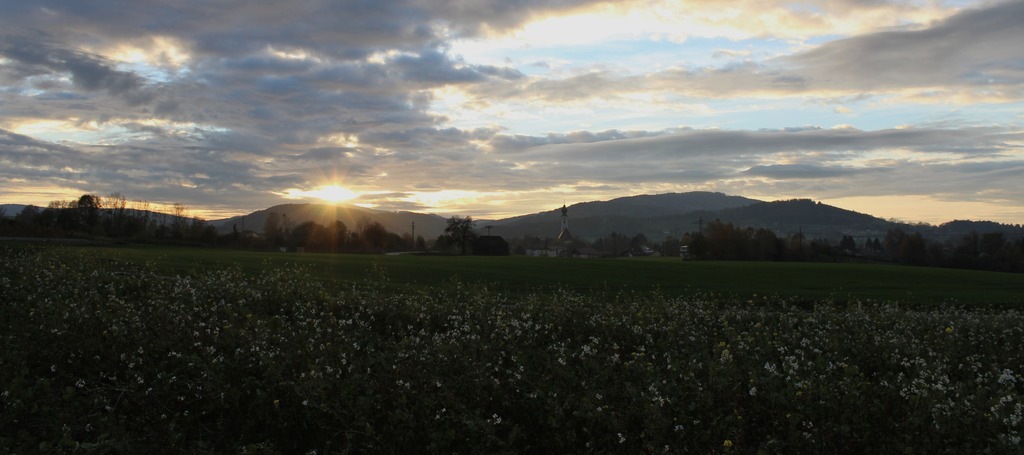 Die Sonne Geht Unter Vocklabruck