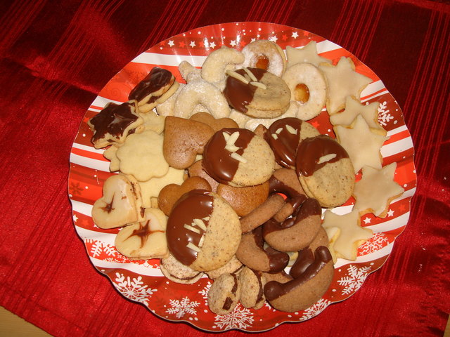 Weihnachtlicher Keksteller, fotografiert von Regionautin Bianca Schlux aus Elbigenalp. | Foto: Schlux