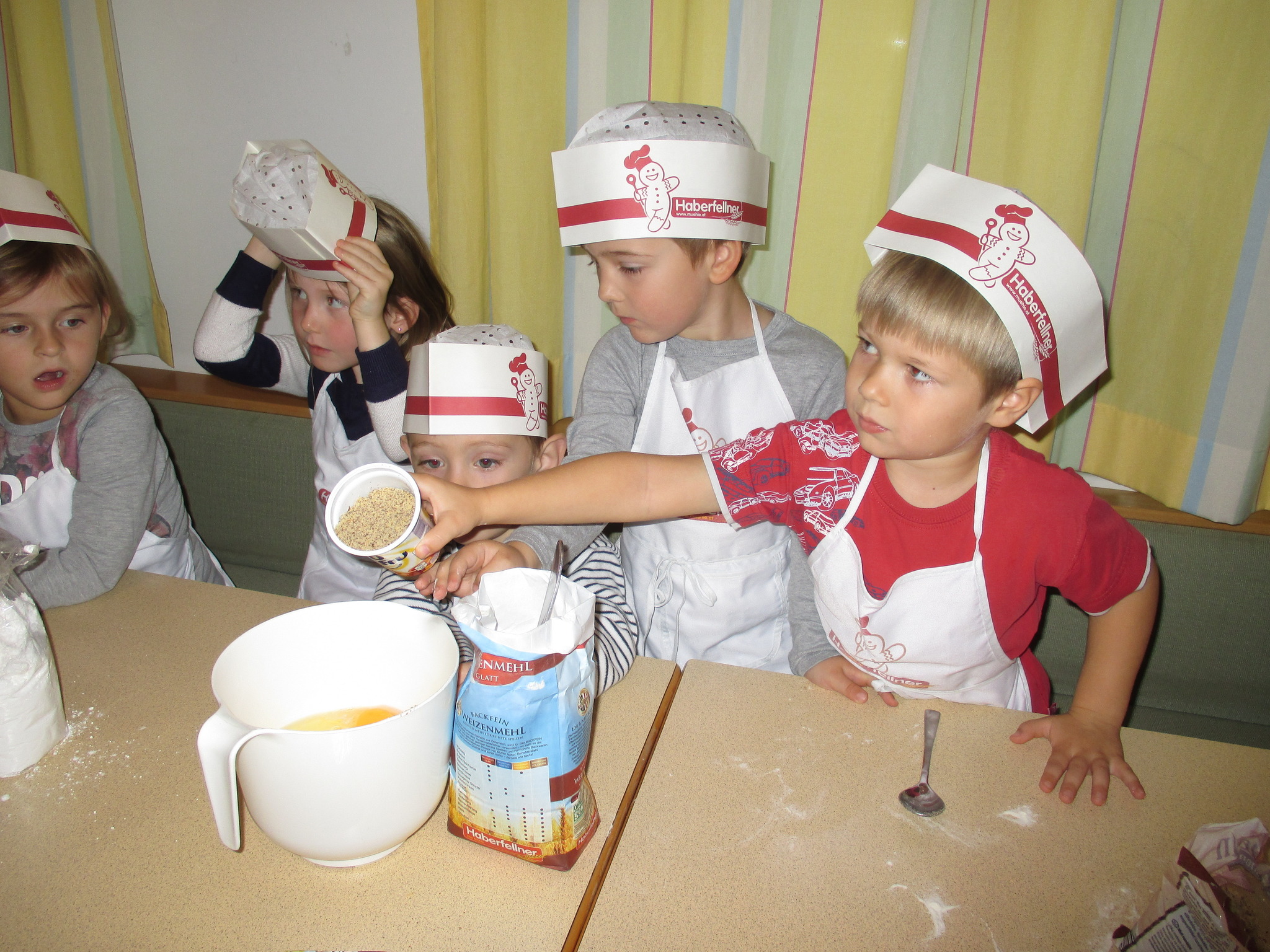 Spaß am Backen im Kindergarten lernen - Urfahr-Umgebung