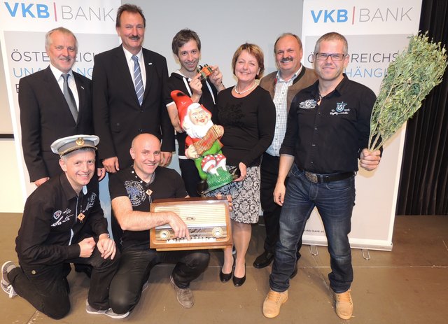 Gerhard Flautner, Adam Schwebl, Vizebürgermeister Franz Kastler mit Gattin Karoline und "Die Vierkanter".