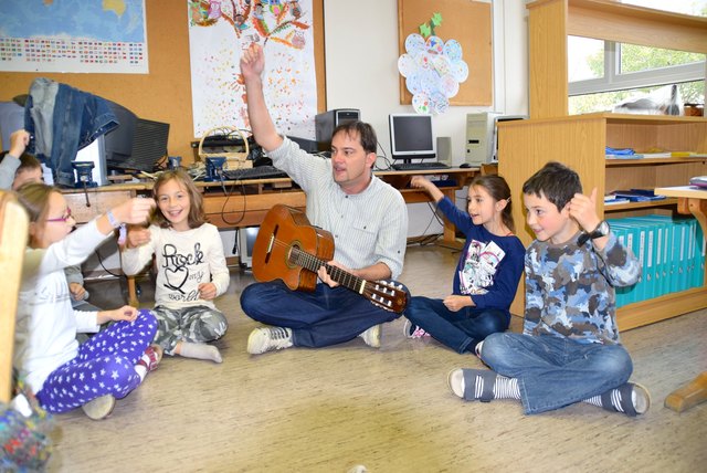 Thomas Stimpfl ist mit 41 Jahren der jüngste männliche Volksschullehrer im Bezirk Güssing.