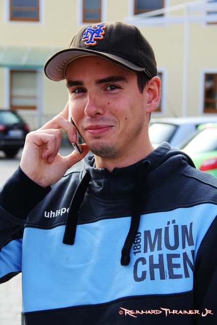 Andi Schwaighofer würde nie einen roten Pullover tragen..!