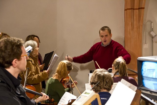 Leopoldi Hochamt Grinzinger Kirchenchor Leitung Florian Amtmann, Foto Leo Klinke