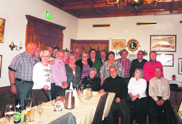 Ein Wiedersehen nach 60 Jahren: Ehemalige Gösser Volksschüler bei ihrem Klassentreffen im Gösserbräu. | Foto: KK