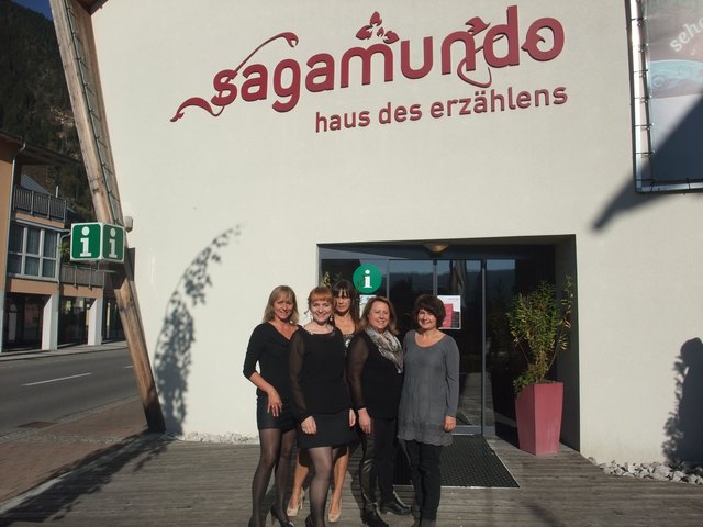 Tourismusverband Döbriach/Radenthein-Obfrau Melanie Golob, Künstlerische Leitung des Sagamundo Monika Peitler, Leitung Tourismusbüro Döbriach Martina Olsacher, Barbara Zimmermann und Birgit Karasin