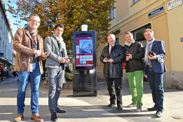 Am neuen Terminal: Markus Künzel, Hamed Mohaghegh, Hans Straßegger, Andreas Steininger und Werner Reinprecht.