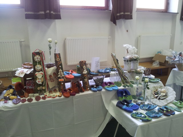 Tolle Geschenke gibt es beim Weihnachtsmarkt in Imsterberg. | Foto: HaHo