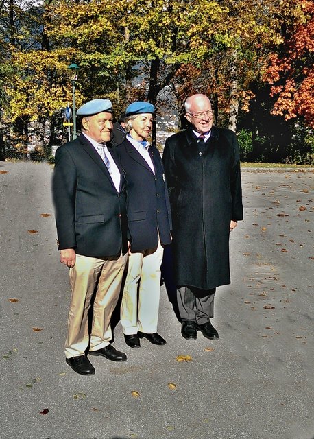 Presseoffizier Franz Köfel, Gerda Lottersberger und Landtagspräsident Herwig Van Staa