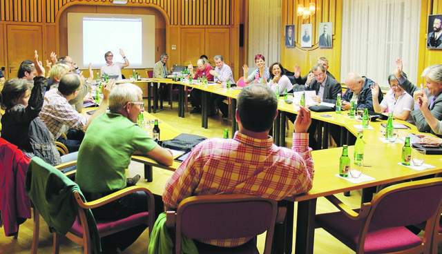 Die Hälfte der 36 Gemeinden im Bezirk Ried hat bereits über den Wirtschaftspark abgestimmt – 15 waren dafür. | Foto: Andreas P. Tauser