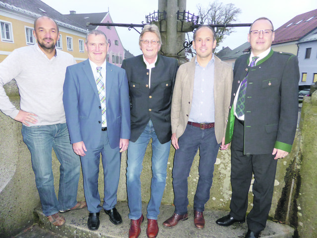 Tourismusverband „Neu“: Hermann Haider, Wilhelm Neumüller, Gerhard Rammerstorfer, Roland Finner und Josef Rathgeb (v. l). | Foto: Gemeinde