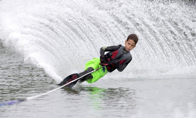 Alexander Gschiel (WSC Litzlberg) gehört zu den größten Talenten im Wasserskisport.