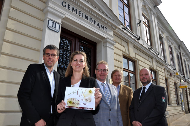 Bürgermeister Martin Schuster, Sigrid Polzer, Raimund Schneider, Michael Bartmann und Alexander Paul