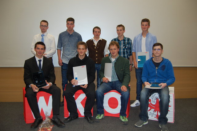 Josef Strieder, Andreas Pitterl, Georg Wibmer, Julian Steinkasserer (v.v.l), Mathias Auer (Landesbester), Lukas Resinger, Josef Mayr, Johannes Schneider, Günther Kröll (h.v.l.)