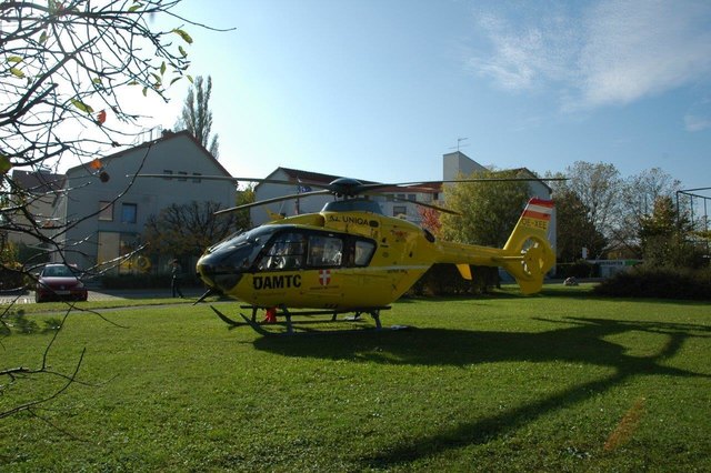 Noteinsatz-Hubschrauber der Wiener Rettung