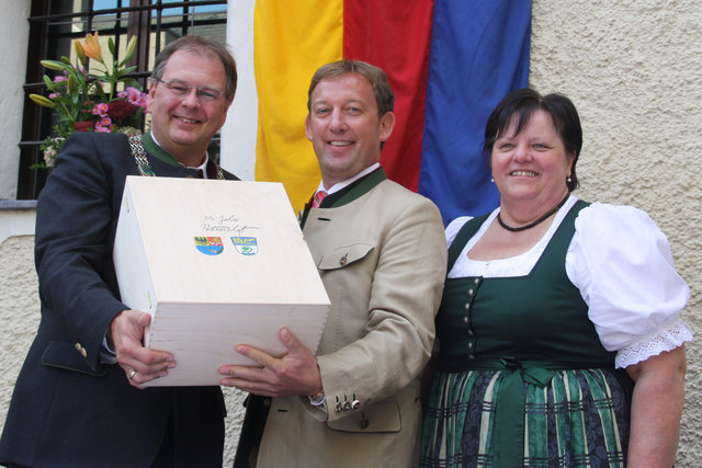 Bgm. Wolfgang Panzer aus Unterhaching, Bgm. Hansjörg Obinger und Vizebgm. Wetti Saller (v.l.). | Foto: Stadtgemeinde Bischofshofen