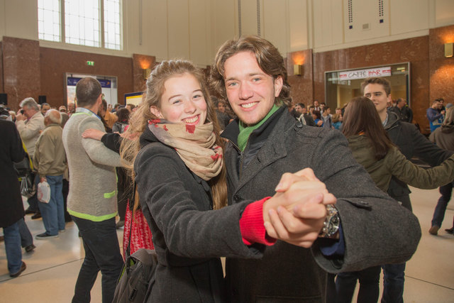 Alles Walzer: Eröffnung des Salzburger Hauptbahnhofes | Foto: Franz Neumayr/MMV