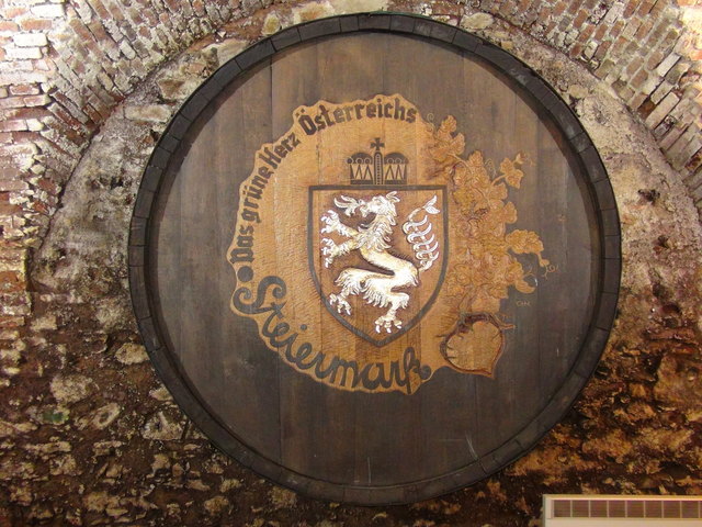 Der Sausaler Wein- und Kulturkeller Schloss Harrachegg bot den würdigen Rahmen für eine stilvolle Sausaler Junkerpräsentation.