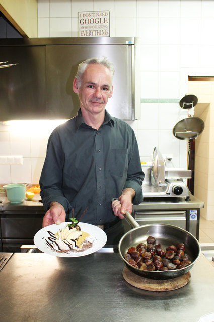 Zeigt, was man aus der Edelkastanie alles machen kann: Küchenchef Shane Sansom