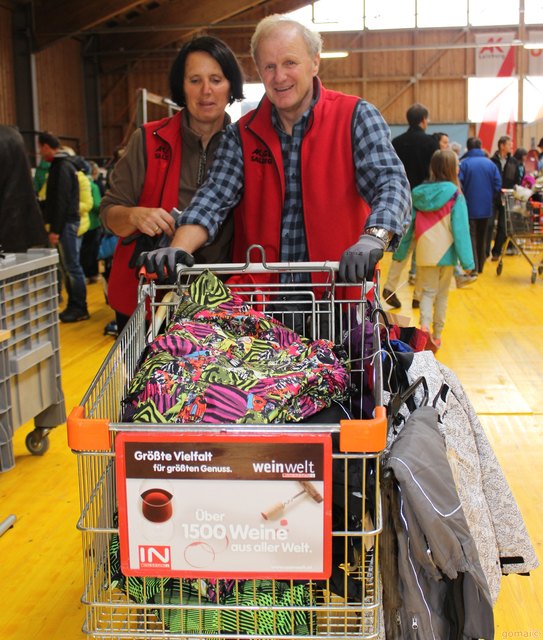 Fleißige Mitarbeiter der AK Salzburg