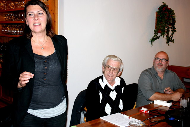 Jungwirth, Kipperer und Gikopolous bei der Bürgerversammlung in Gundersdorf.