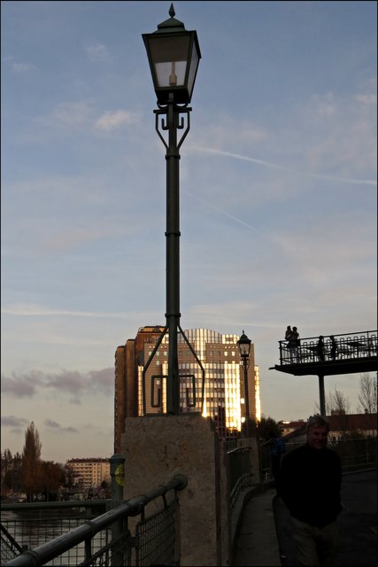 Laterndl und ?BIG? in der Abendsonne