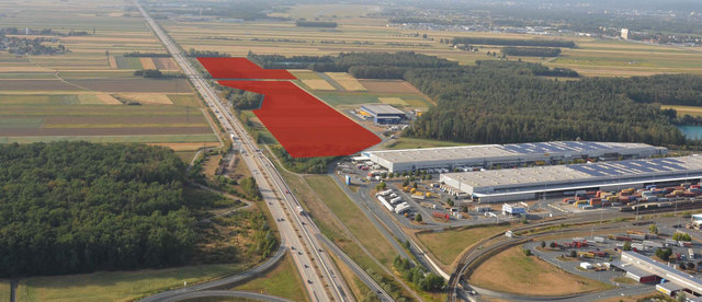 Die rot eingefärbte Fläche (rund 140.000 Quadratmeter) steht noch zum Verkauf.