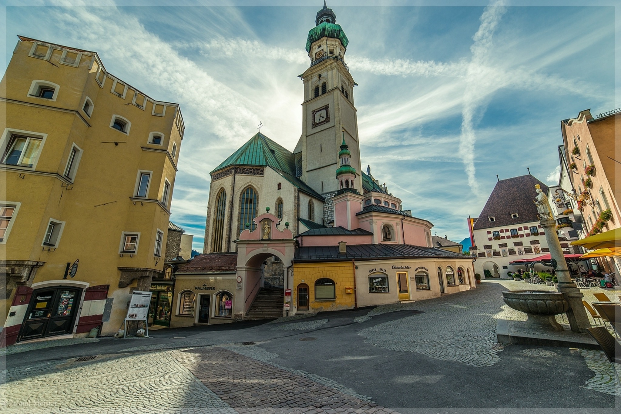 Hall oberer Stadtplatz - Hall-Rum