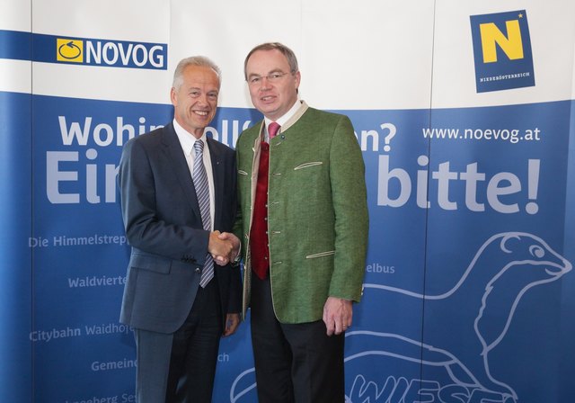 Landesrat Stephan Pernkopf und NÖVOG Geschäftsführer Gerhard Stindl übergeben das Betriebszentrum Laubenbachmühle offiziell seiner Bestimmung. © NÖVOG/citronenrot