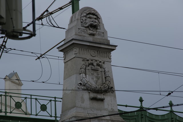 Dieser Löwe wacht über die Otto-Wagner-Station Währinger Straße (U6).