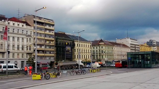 Schade um 30 Plätze, die an anderer Stelle sicher besser ausgelastet wären.