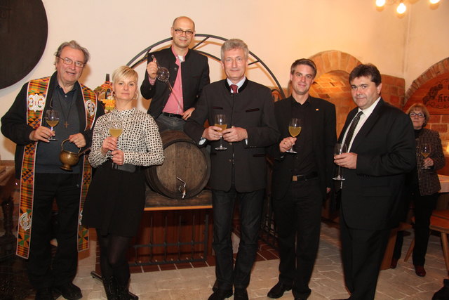 v.l.: Mag. P. Josef Grünstäudl, Denisa Krottendorfer, DI Gottfried Krottendorfer, Dr. Leopold Mayerhofer, DI Reinhard Litschauer, Mag. Michael Ableidinger
